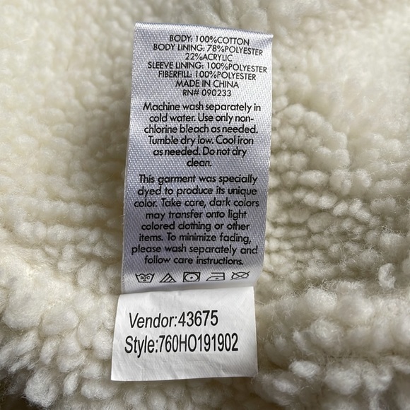 NWT Sherpa lined denim - Picture 4 of 5